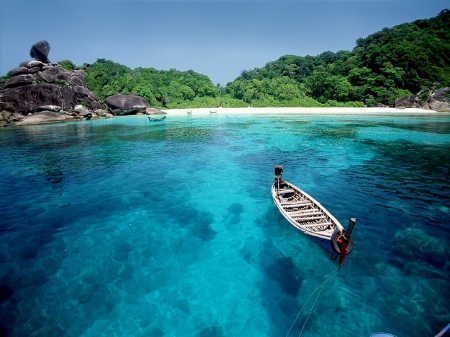 Boat on Paradise Beach - oceans, nature, beaches, blue, boat