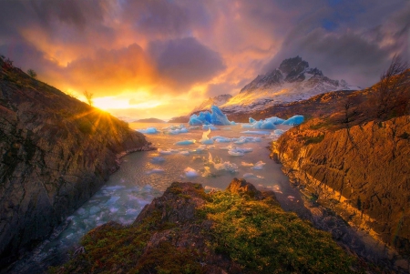 Torres Sunset - clouds, beautiful, icebergs, snowy peaks, grass, Torres del Paine, sunset, cold, lake, Chile, mountains, sky