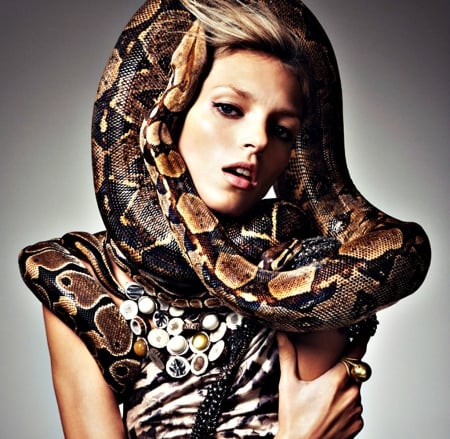 Anja Rubik - serpent, snake, woman, model, girl, Anja Rubik