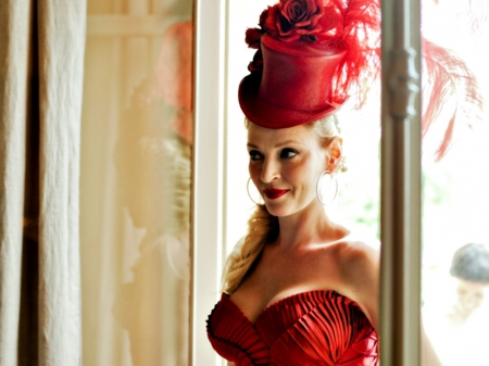 Uma Thurman - red, hat, actress, girl, woman, uma thurman