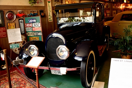 1904 St louis - old car, st louis, 1904, st louis car, 1904 st louis