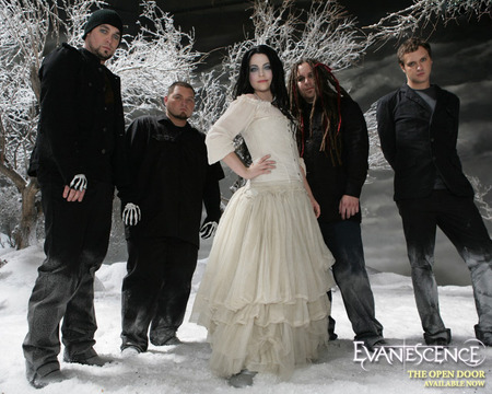 EVANESCENCE