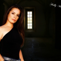 Holly Marie Combs