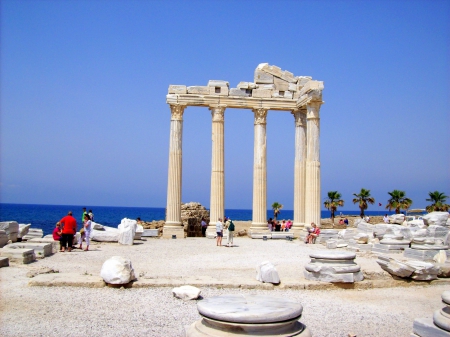 MAGNİFİCENT ANCİENT CİTY:SİDE - ancient, palm trees, mediterranean, sea, tourists