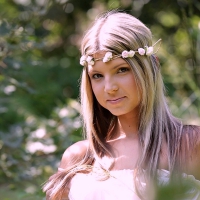 Gina the Hippie