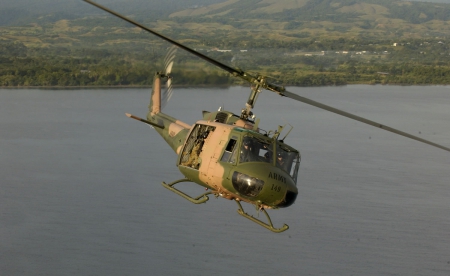 Bell UH1 - war, fighter, attack, gunship