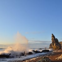 WAR WITH WAVES AT THE BEACH