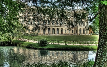 Beautiful Building in Milan, Italy - beautiful building in milan, milan, italy, architecture, buildings