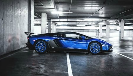 Snakeskin-wrapped-Lamborghini-Aventador - spolier, lambo, blue, snakeskin