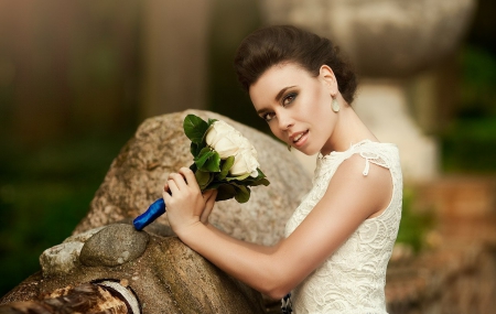 Beauty - beauty, lady, photography, bride, model, wedding day, white roses, bouquet of roses, femininity