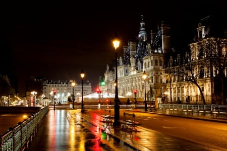 Beautiful Night in Paris - romantic, lanterns, splendor, romance, city, city lights, night, architecture, paris, nature, rainy, lights, rain, france