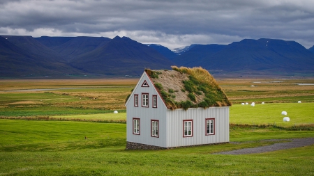 Icelandic Sod House - houses, architecture, sod house, iceland