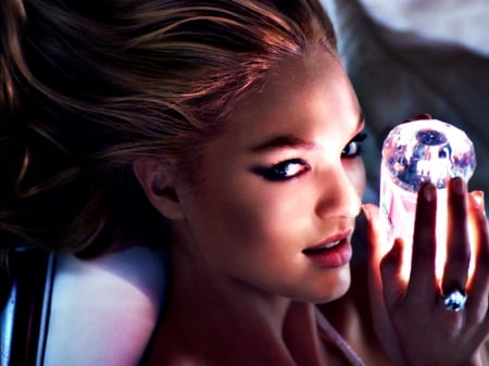 Candice Swanepoel - diamond, girl, beauty, light, pink, dark, make-up, versace, woman, model, Candice Swanepoel