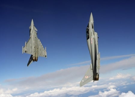 Eurofighter Typhoon - fighter, typhoon, vertical, eurofighter