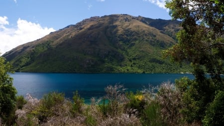 Deep Blue Lake - lakes, nature, mountains, blue