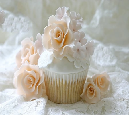 Cup of cake - white, cake, flower, cup