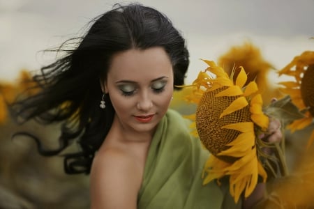 â™¥ - beauty, flowers, yellow, model