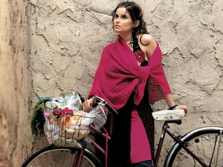 Nelly Furtado - bike, street, people, model, girl, alone, nelly furtado