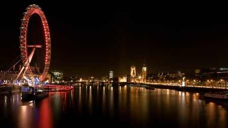 LONDON AT NIGHT