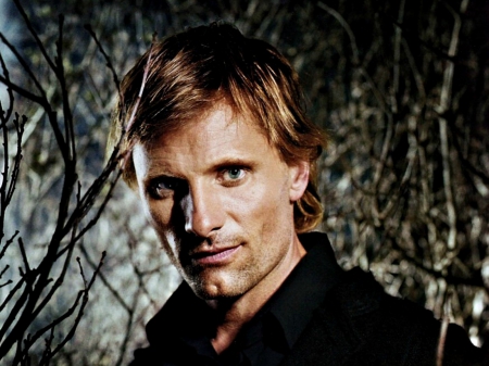 Viggo Mortensen - actor, black, man, viggo mortensen