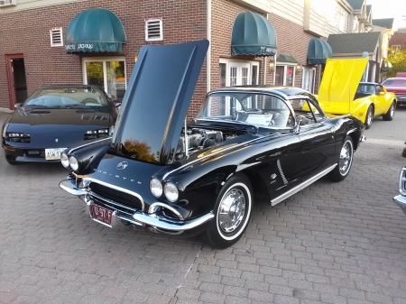 NICE CORVETTE - fast, classic, cool, old