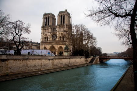 Notre Dame in Paris - notre dame, water, architecture, buildings