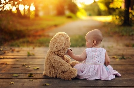 â™¥ - love, bokeh, girl, adorable, toy, child, babies, baby, sweet, teddy bear, cute