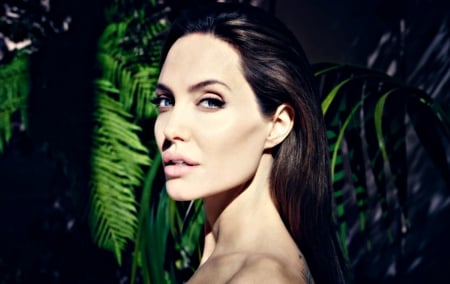 Angelina Jolie - black, actress, girl, angelina jolie, woman, green