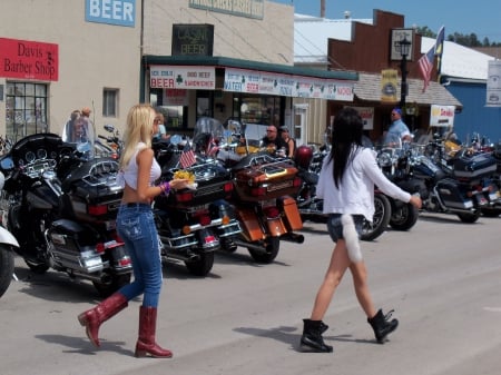 Sturgis Cowgirls - women, fun, girls, style, westerns, female, boots, cowgirls, outdoors, resort