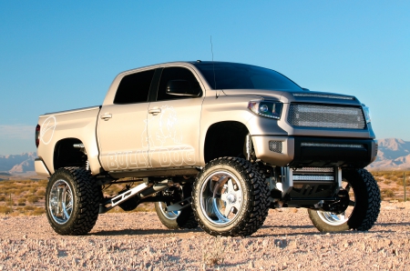 2014-Toyota-Tundra - lifted, truck, toyota, 2014