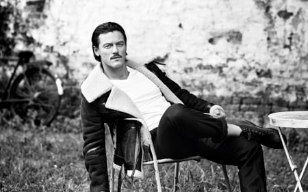 Luke Evans - white, luke evans, man, actor, black