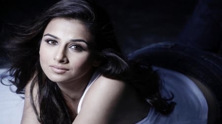 Vidya Balan - indian, white, actress, beauty