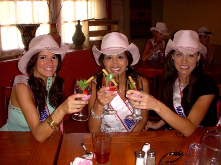 Cowgirl Toast - women, fun, hats, females, party, toast, girls, cowgirls, style, rodeo, westerns