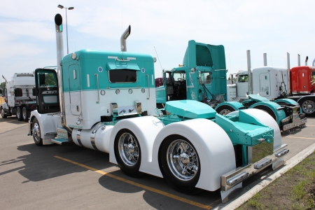 One Sweet Pete - truck, peterbilt, big rig, semi