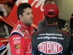 Tony Stewart talking to Jeff Gordon