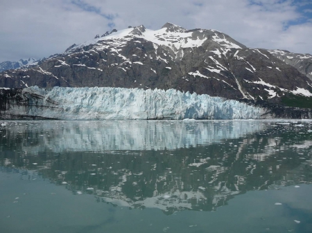 Alaskan glacier - alaskan glacier, cool, fun, nature, mountain