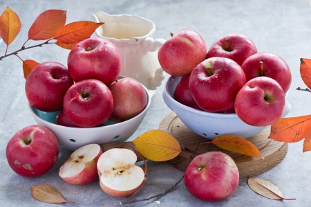 Apples - fall, apples, leaves, autumn