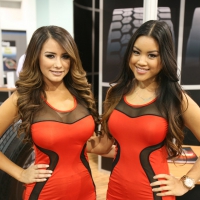 tire supermodels notice background wheels