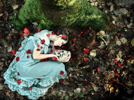 Woman With Skull - fall, moss, model, leaves, woman, skull