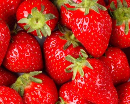 strawberries - strawberry, friut, red, green