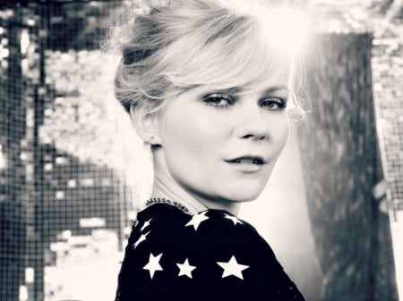 Kirsten Dunst - white, black, actress, blonde, kirsten dunst, girl, woman