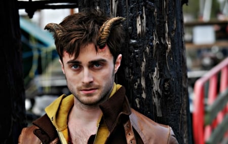 Daniel Radcliffe as Ig Perrish - fantasy, daniel radcliffe, movie, actor, man, horns