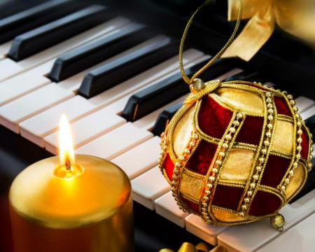 Christmas Ball and Candle - piano, candle, ball, decor, christmas