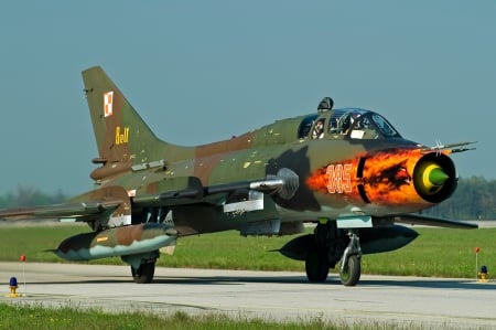 Sukhoi Su-22 - sukhoi, sukhoi su 22, su 22, polish air force