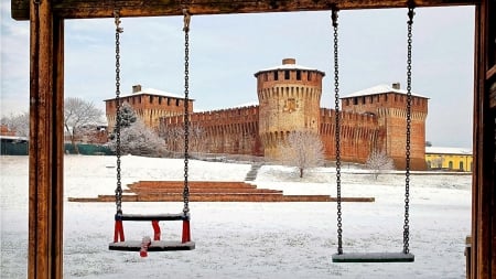 Rocca Di Soncino_Italy - hills, monument, town, snow, medieval, view, old, landscapes, castle, ruins, trees, architecture, Italia, village, ancient, Italy, panorama, building, rocks