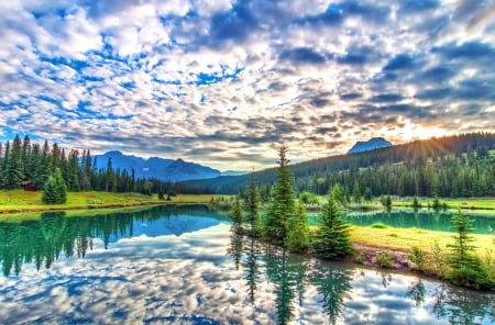 Mountains - rays of the sun - rays of the sun, mountains, lake, forest