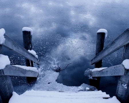 Frozen Winter Lake - ice, lake, cold, snow, blue, water, steps, winter