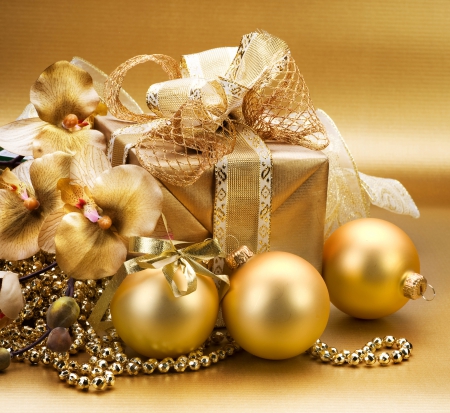 Golden Xmas - balls, xmas, gift, christmas, gold