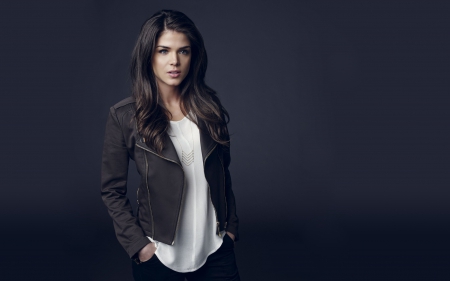 Marie Avgeropoulos - gradient background, brunettes, actress, models, leather jacket, canadians, marie avgeropoulos