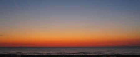 Sunset - beaches, horizon, beach, sky, ocean, sunlight, photography, sun, sunset, naturer, sand, sea